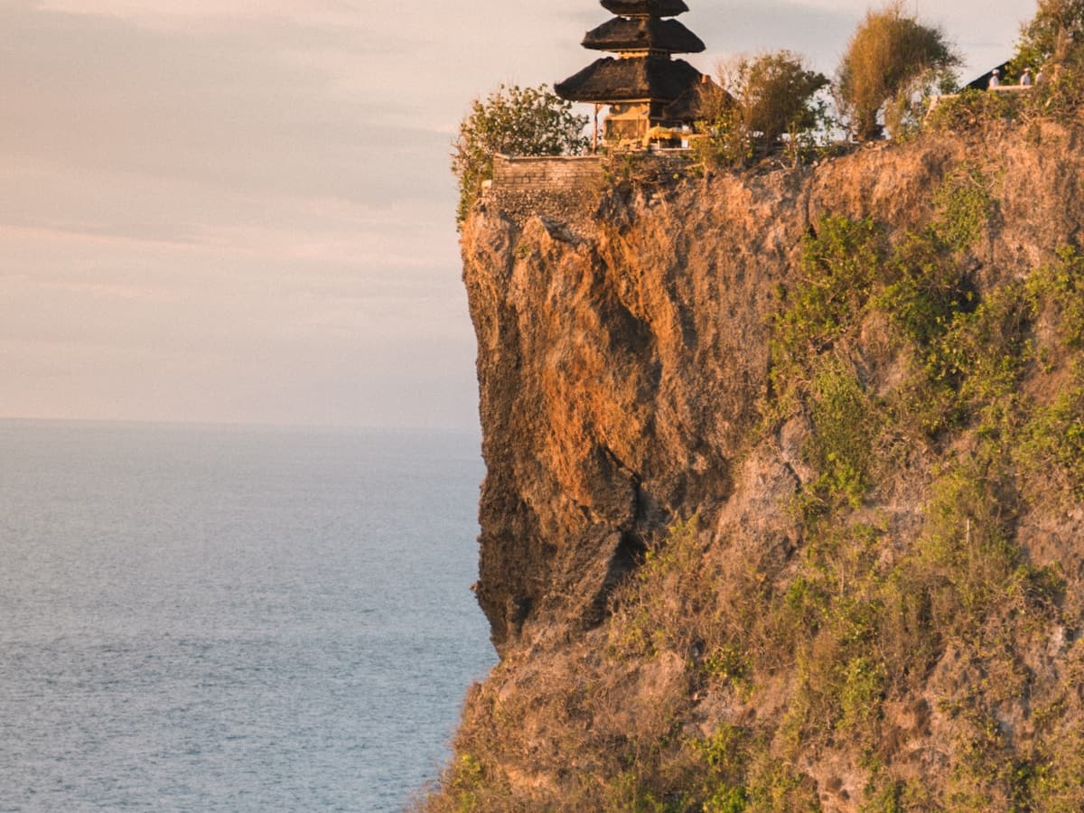 Bali Uluwatu โ clifftop temple Pura Luhur Uluwatu above the Indian Ocean